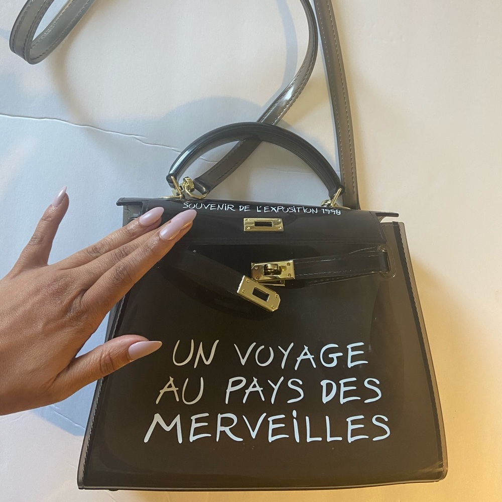 Paris Black cross body purse